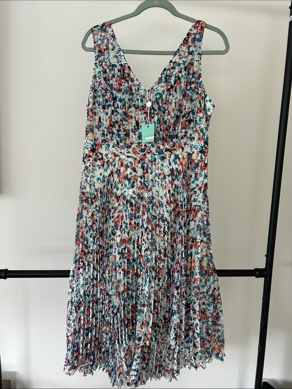 Tracy Reese Multicolor Pleated V-Neck Floral Midi Dress